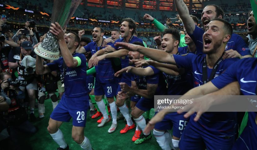 Players of Chelsea celebrate victory