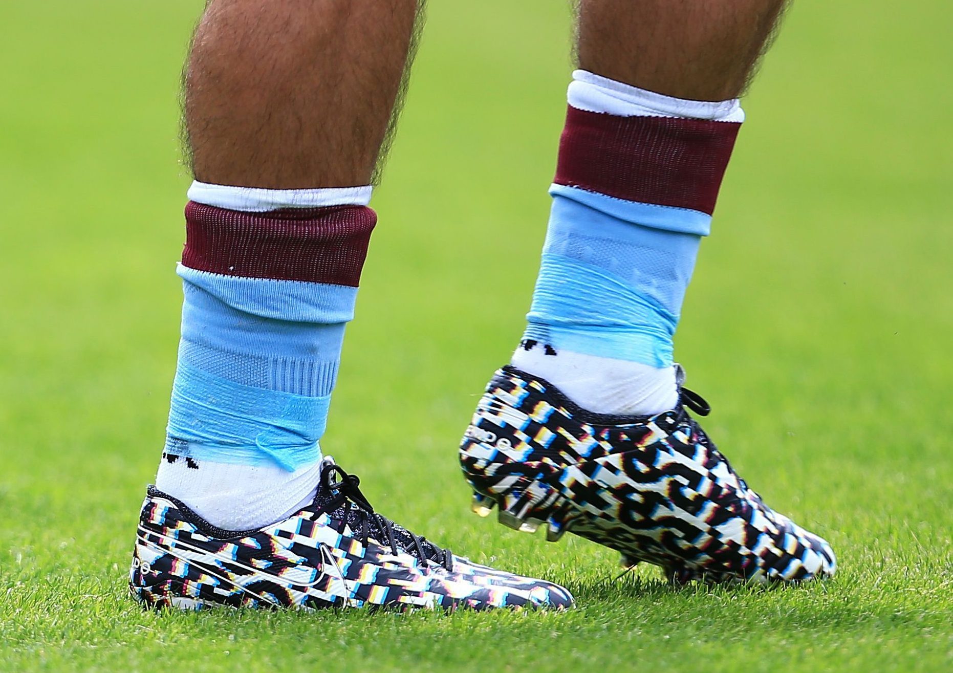 The story behind Jack Grealish's small socks | FootballTalk.org