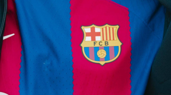 FC Barcelona 2023-2024 home shirt 1